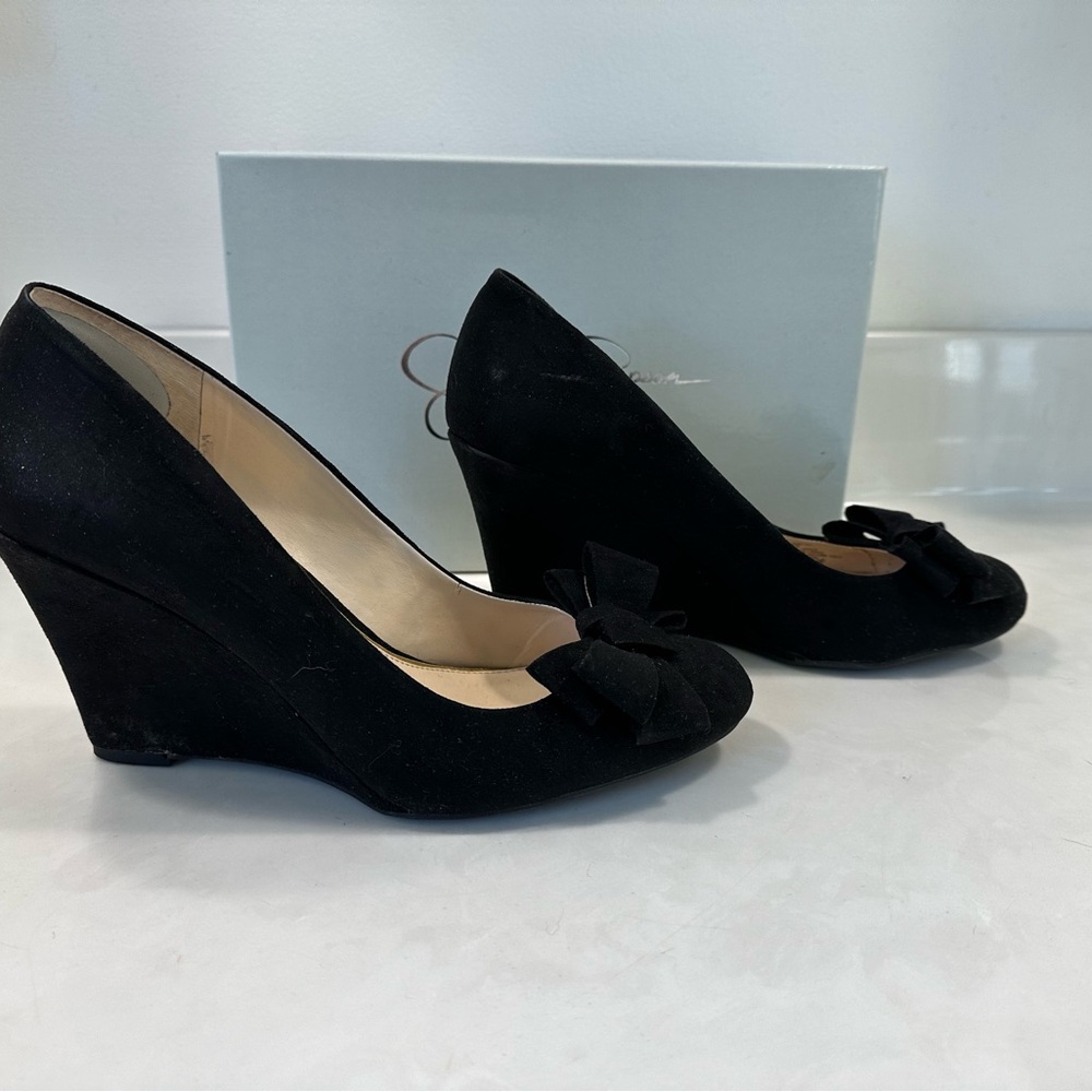 Jessica Simpson black microsuede Camelot bow wedge pump